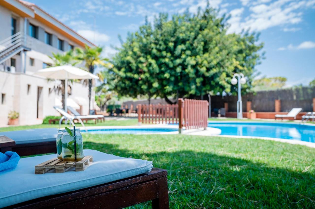 Felix Hotel Valls Bagian luar foto