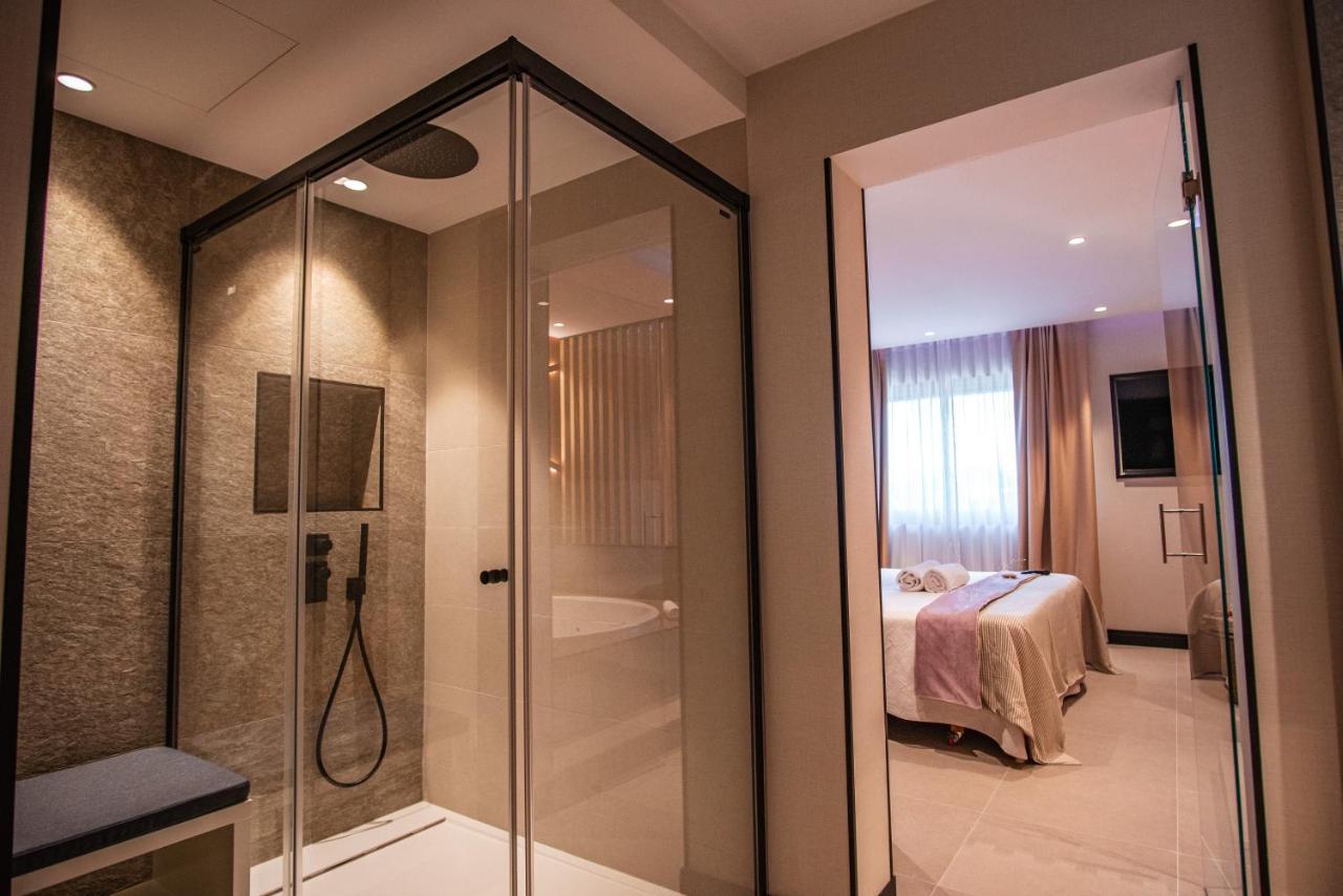 Felix Hotel Valls Bagian luar foto