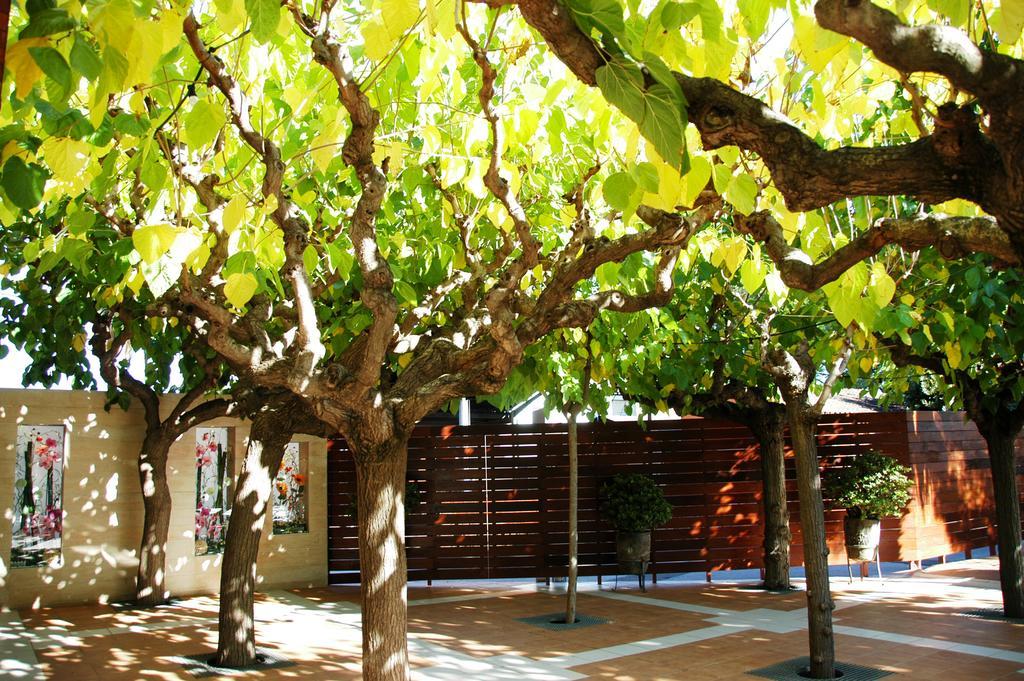 Felix Hotel Valls Bagian luar foto
