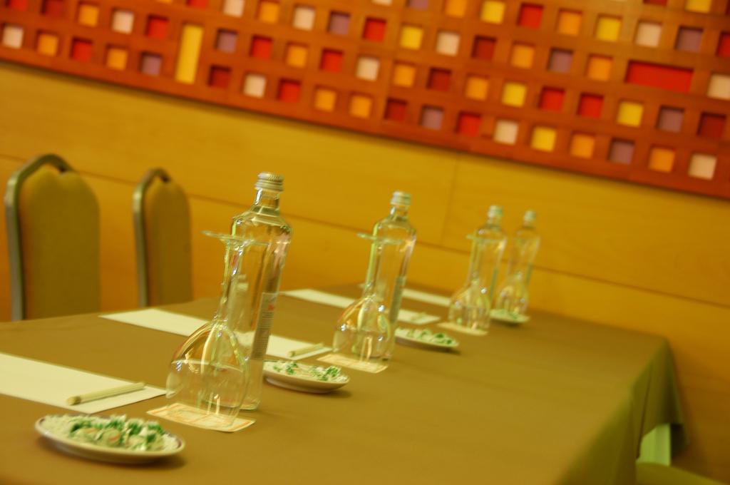 Felix Hotel Valls Bagian luar foto