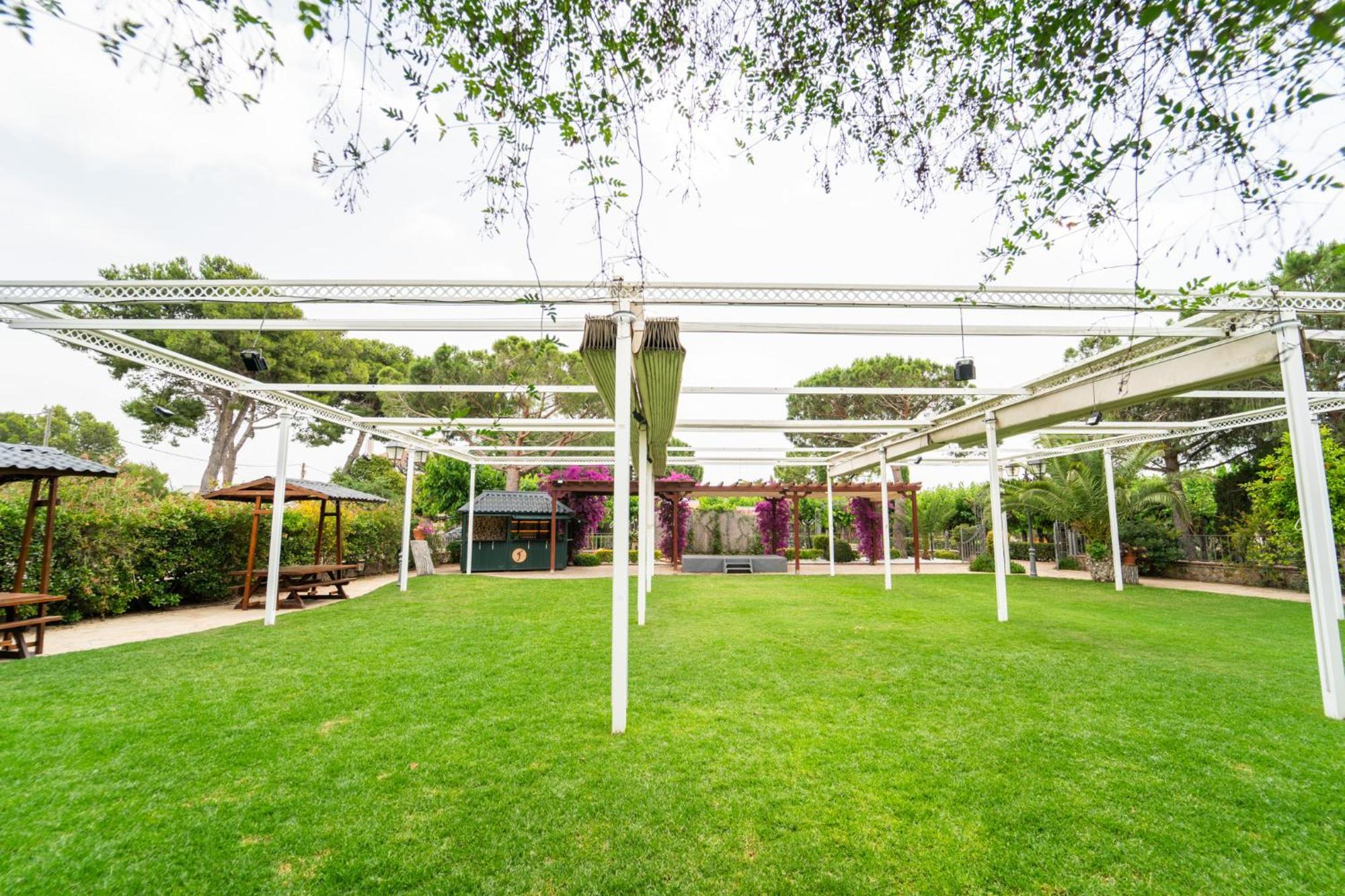 Felix Hotel Valls Bagian luar foto