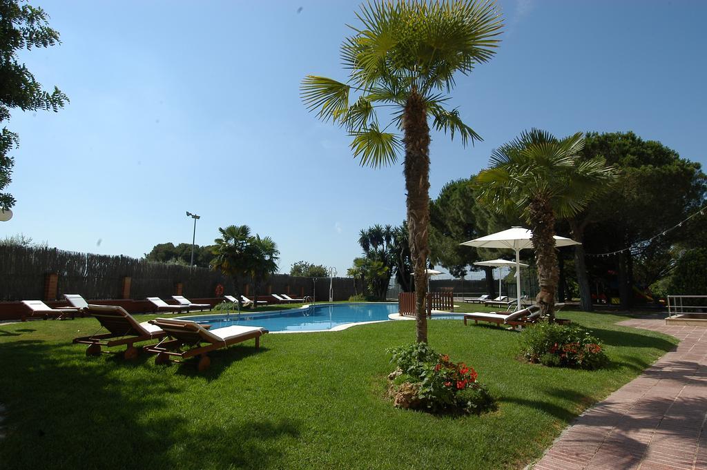 Felix Hotel Valls Bagian luar foto